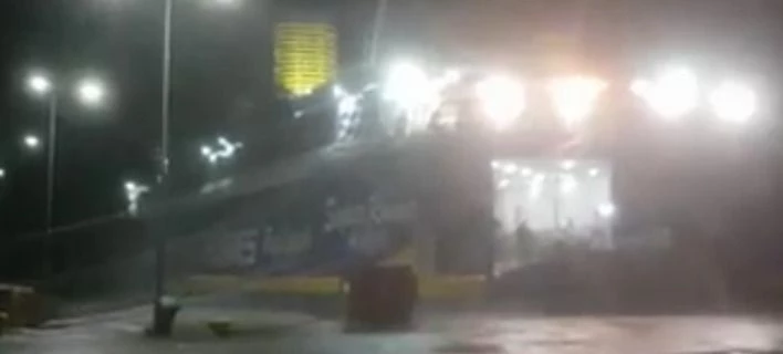 Συγκλονιστικό βίντεο: Οι άνεμοι… απειλούν το Superunner μέσα στο λιμάνι της Ραφήνας